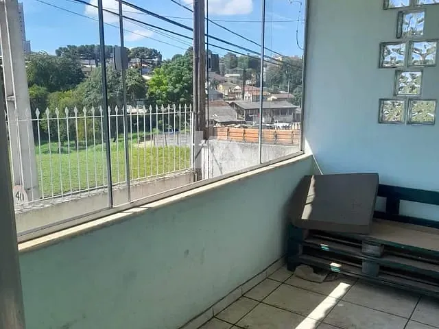 Casa 3 quartos e 2 banheiros, à venda, no bairro Jardim Carvalho em Ponta Grossa
