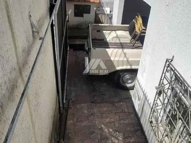 Casa 3 quartos e 2 banheiros, à venda, no bairro Jardim Carvalho em Ponta Grossa