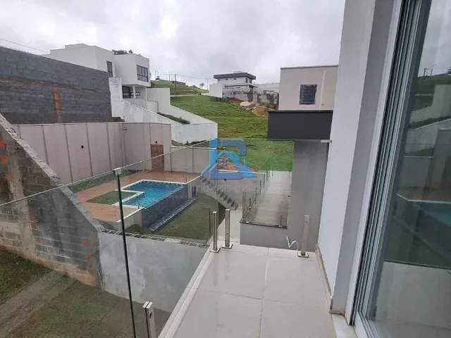 Casa com 417m² 4 quartos e 3 banheiros, à venda, no bairro Bairro Itapema em Itatiba