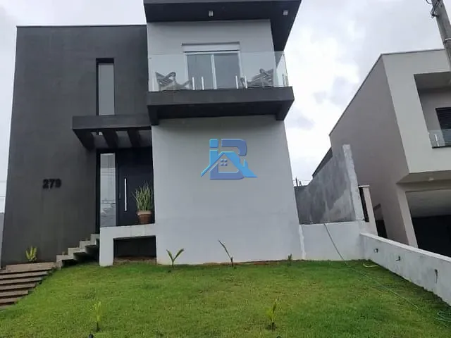 Casa com 417m² 4 quartos e 3 banheiros, à venda, no bairro Bairro Itapema em Itatiba