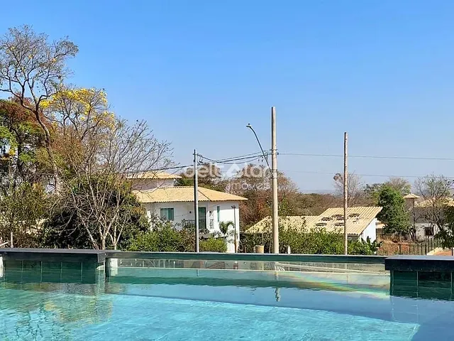 Casa com 500m² 3 quartos e 3 banheiros, à venda, no bairro Angicos em Vespasiano