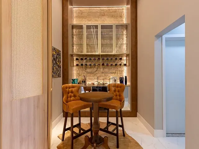 Casa com 316m² 3 quartos e 4 banheiros, à venda, no bairro Esperança em Londrina