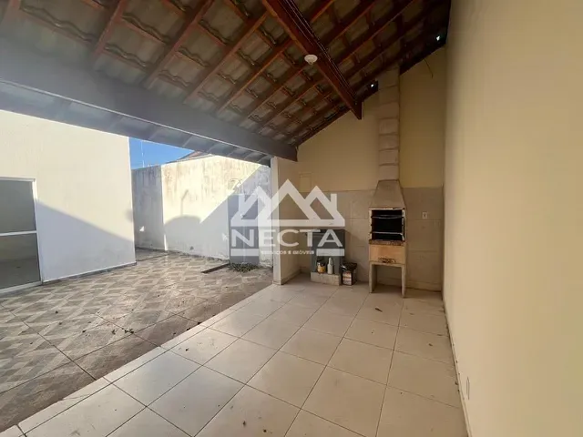 Casa com 250m² 4 quartos e 2 banheiros, à venda, no bairro Massaguaçu em Caraguatatuba
