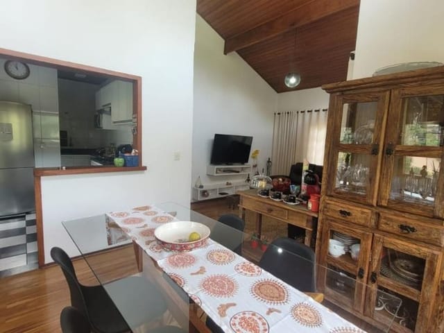 Casa com 1298m² 3 quartos e 4 banheiros, à venda, no bairro Los Álamos em Vargem Grande Paulista