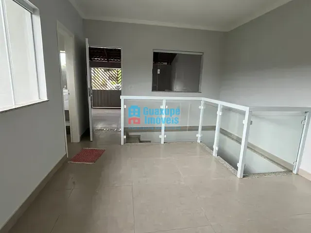 Casa com 195m² 3 quartos e 2 banheiros, à venda, no bairro Residencial Colina em Guaxupé