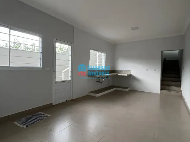 Casa com 195m² 3 quartos e 2 banheiros, à venda, no bairro Residencial Colina em Guaxupé