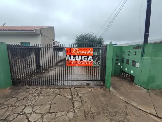 Casa 3 quartos e 1 banheiro, para alugar, no bairro Vila Sampaio em Arapongas
