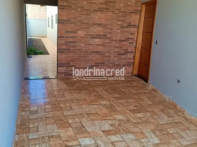 Casa com 150m² 3 quartos e 1 banheiro, à venda, no bairro Leonor em Londrina