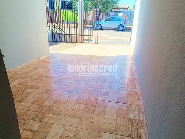 Casa com 150m² 3 quartos e 1 banheiro, à venda, no bairro Leonor em Londrina