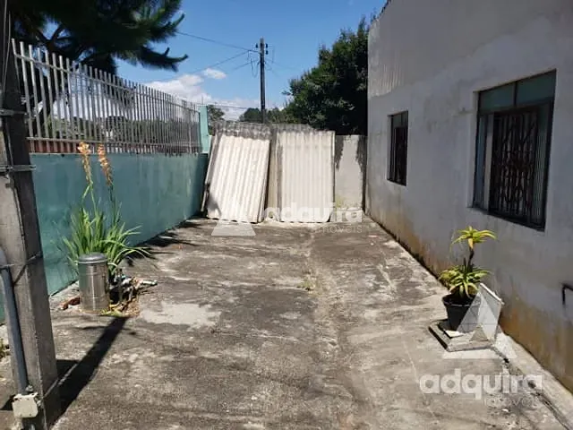 Casa com 488m² 4 quartos e 3 banheiros, à venda, no bairro Neves em Ponta Grossa