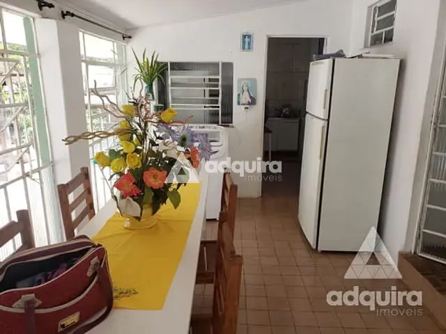 Casa com 488m² 4 quartos e 3 banheiros, à venda, no bairro Neves em Ponta Grossa