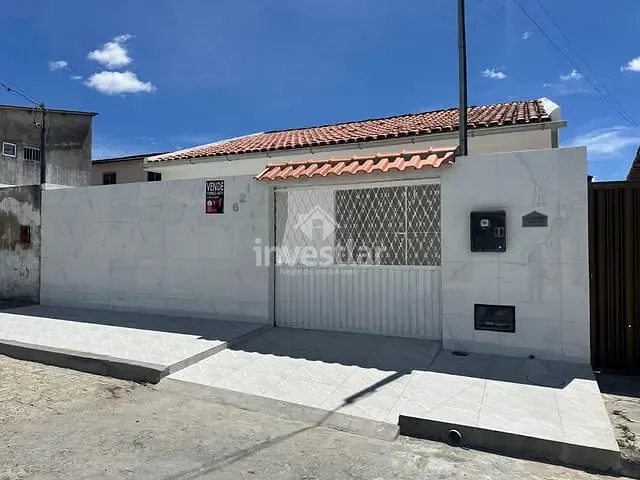 Casa 2 quartos e 2 banheiros, à venda, no bairro Três Irmãs em Campina Grande