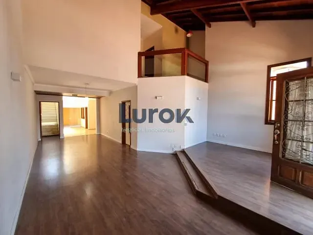 Casa com 214m² 4 quartos e 3 banheiros, à venda, no bairro Condomínio Residencial Mirante do Lenheiro em Valinhos