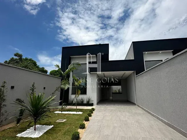 Casa com 210m² 3 quartos e 2 banheiros, à venda, no bairro Jardim Buriti Sereno em Aparecida de Goiânia