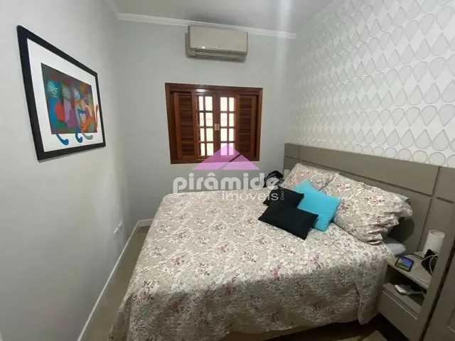 Casa com 140m² 3 quartos e 3 banheiros, à venda, no bairro Villa Branca em Jacareí