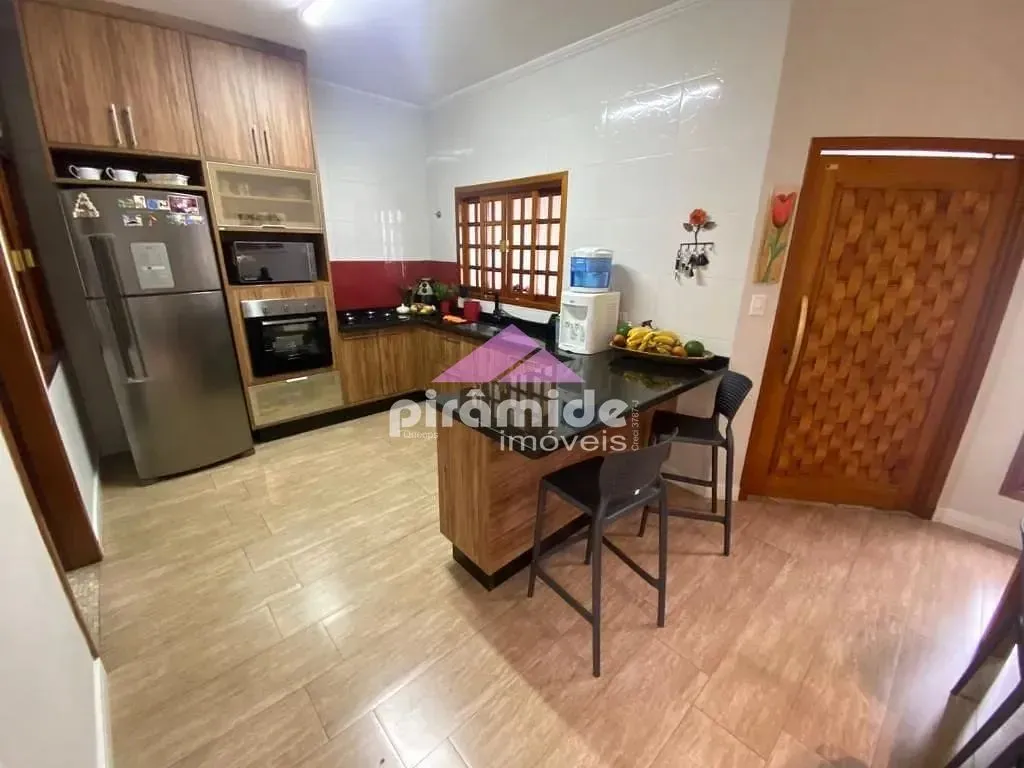 Casa, 3 quartos, 98 m² - Foto 2