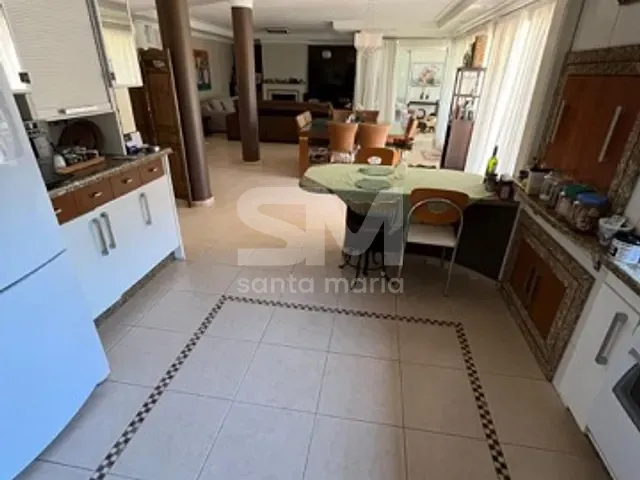 Casa com 507m² 5 quartos e 4 banheiros, à venda, no bairro Jardim Itália em Chapecó