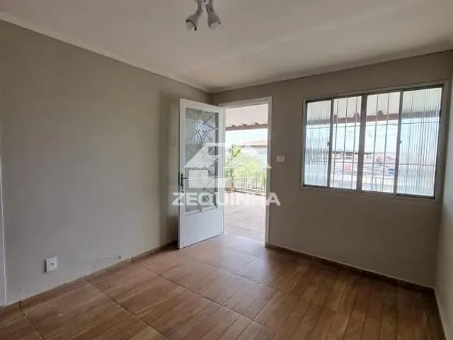 Casa com 125m² 2 quartos e 1 banheiro, à venda, no bairro Jd Dabril em Osasco