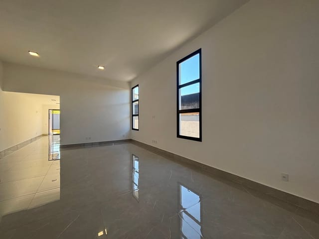 Casa com 535m² 3 quartos e 5 banheiros, à venda, no bairro San Diego em Vargem Grande Paulista