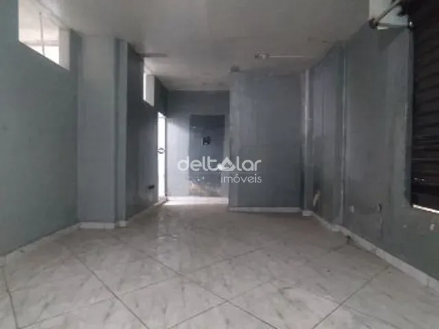 Casa com 360m² 3 quartos e 1 banheiro, à venda, no bairro Itapoã em Belo Horizonte