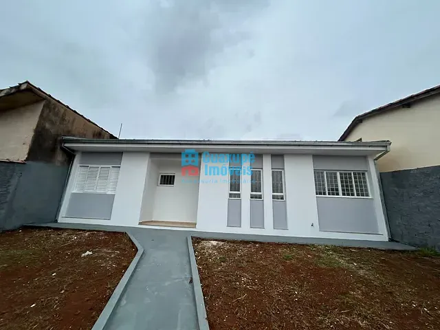 Casa 1 quarto e 1 banheiro, à venda, no bairro Alto da Colina em Guaxupé