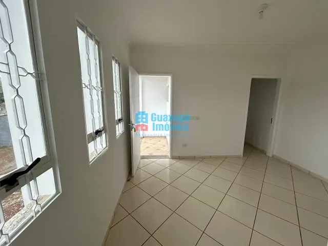 Casa 1 quarto e 1 banheiro, à venda, no bairro Alto da Colina em Guaxupé