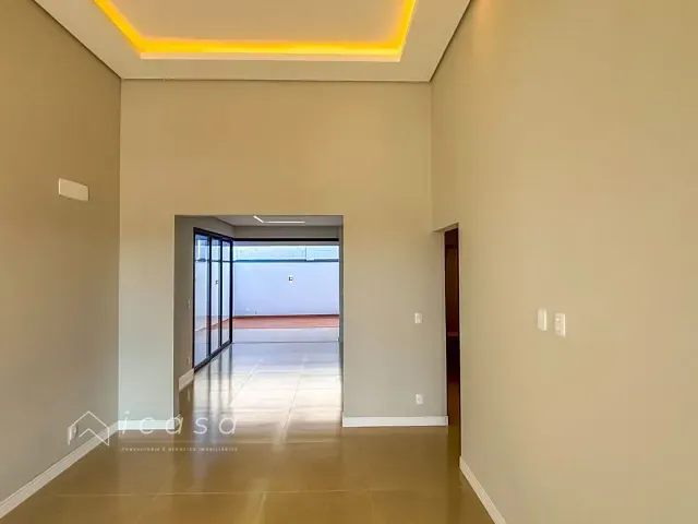 Casa com 253m² 3 quartos e 3 banheiros, à venda, no bairro Reserva do Vale em Caçapava