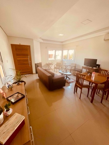 Casa com 419m² 3 quartos e 3 banheiros, à venda, no bairro Laranjal em Pelotas