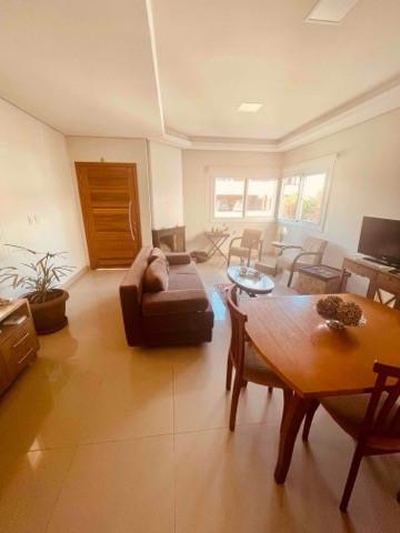 Casa com 419m² 3 quartos e 3 banheiros, à venda, no bairro Laranjal em Pelotas