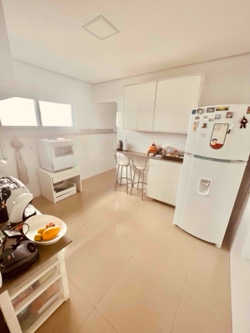 Casa com 419m² 3 quartos e 3 banheiros, à venda, no bairro Laranjal em Pelotas