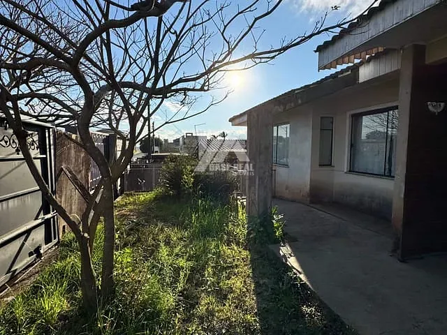 Casa 2 quartos e 3 banheiros, à venda, no bairro Vila Bela em Guarapuava