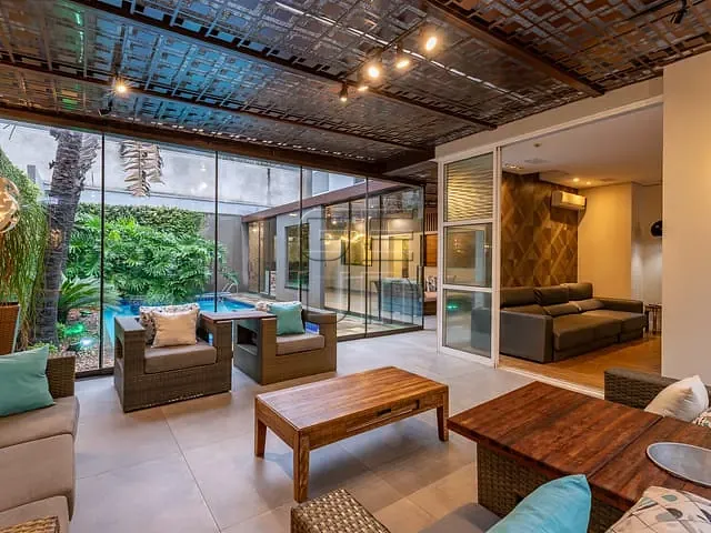Casa com 500m² 3 quartos e 5 banheiros, à venda ou para alugar, no bairro Recanto do Salto em Londrina