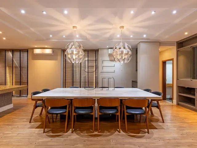 Casa com 500m² 3 quartos e 5 banheiros, à venda ou para alugar, no bairro Recanto do Salto em Londrina