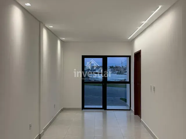 Casa 3 quartos e 2 banheiros, à venda, no bairro Serrotão em Campina Grande