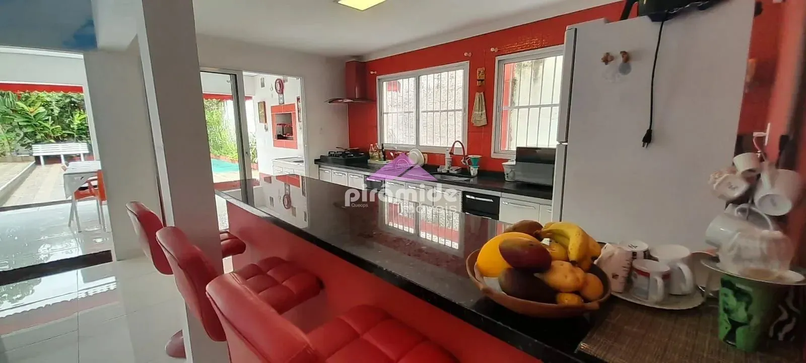 Casa, 3 quartos, 208 m² - Foto 3