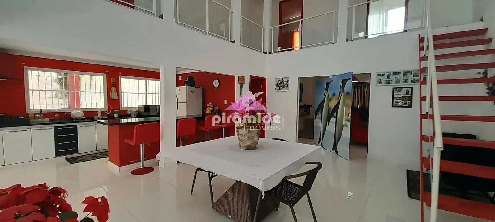 Casa, 3 quartos, 208 m² - Foto 2