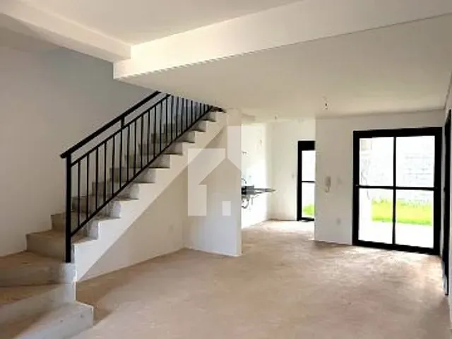Casa com 111m² 2 quartos e 3 banheiros, à venda, no bairro Jardim Carolina em Jundiaí