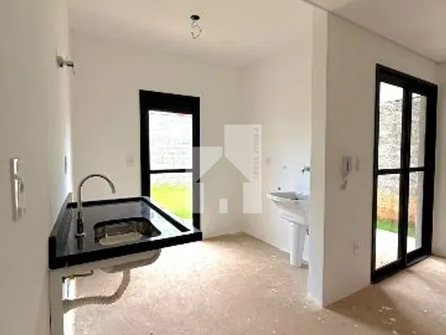 Casa com 111m² 2 quartos e 3 banheiros, à venda, no bairro Jardim Carolina em Jundiaí