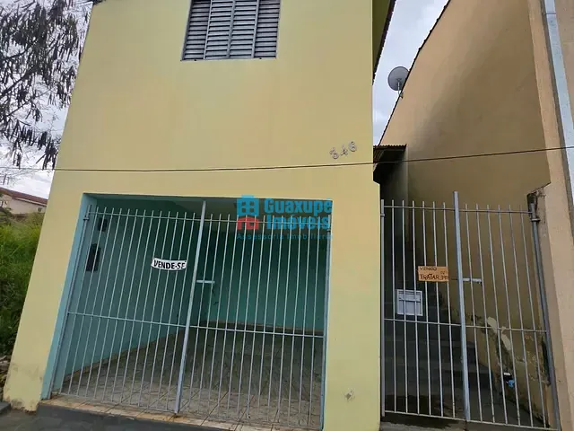 Casa com 60m² 1 quarto e 1 banheiro, à venda, no bairro Parque do Lago em Guaxupé