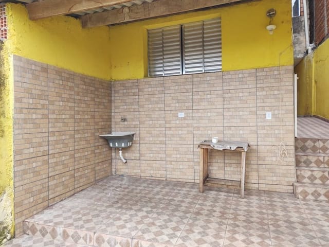 Casa com 180m² 5 quartos e 3 banheiros, à venda, no bairro Jardim Dom Jose em Embu das Artes