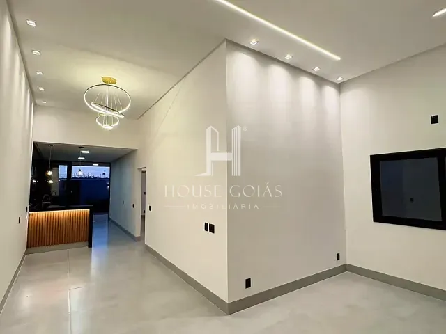 Casa com 211m² 3 quartos e 3 banheiros, à venda, no bairro Cardoso Continuação em Aparecida de Goiânia