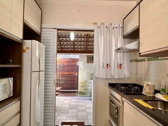 Casa 2 quartos e 2 banheiros, à venda, no bairro Maitinga em Bertioga