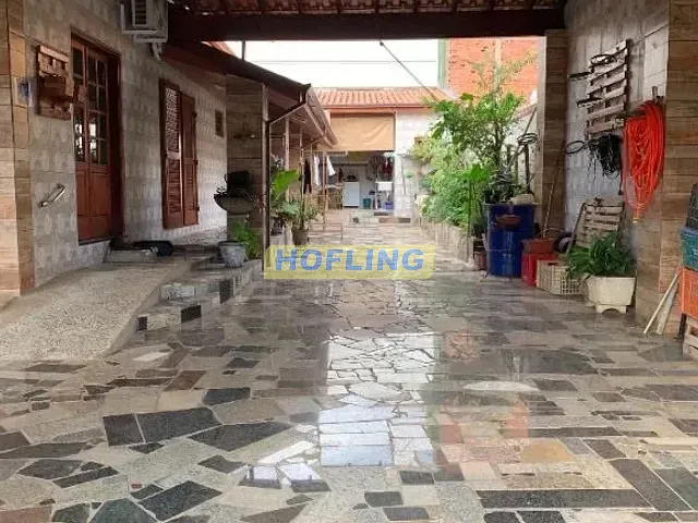 Casa com 250m² 2 quartos e 2 banheiros, à venda, no bairro Jardim Novo II em Rio Claro