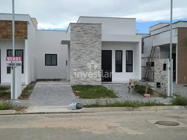 Casa 3 quartos e 1 banheiro, à venda, no bairro Serrotão em Campina Grande