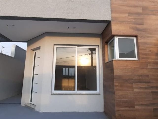 Casa com 100m² 3 quartos e 3 banheiros, à venda, no bairro Chácara Roselândia em Cotia