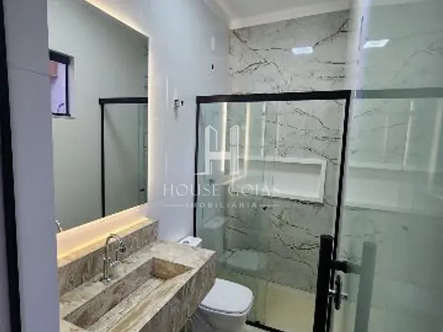 Casa com 223m² 3 quartos e 3 banheiros, à venda, no bairro Garavelo Residencial Park em Aparecida de Goiânia