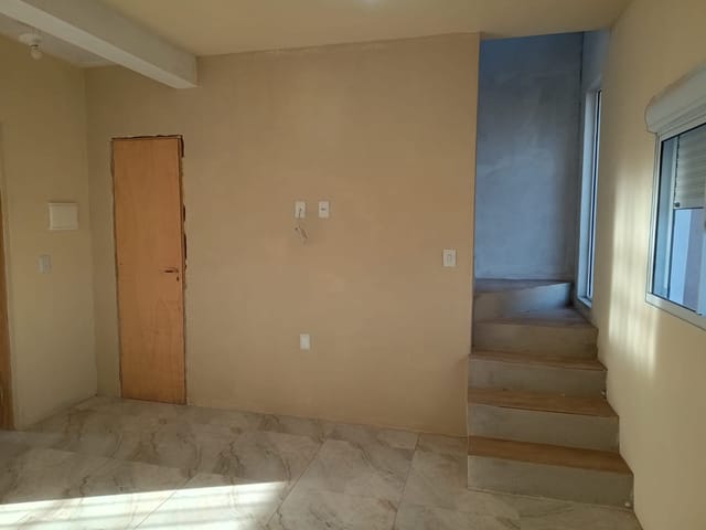 Casa com 120m² 3 quartos e 1 banheiro, à venda, no bairro Areal em Pelotas