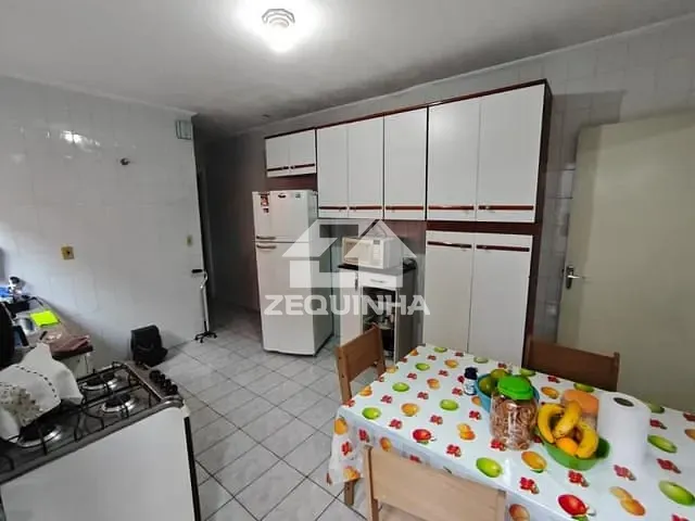 Casa com 125m² 2 quartos e 1 banheiro, à venda, no bairro Jardim D'abril em Osasco