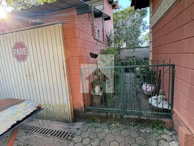Casa com 1490m² 2 quartos e 3 banheiros, à venda, no bairro Jardim Tarantela em Jundiaí