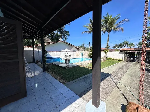 Casa com 100m² 3 quartos e 2 banheiros, à venda, no bairro Tabatinga em Caraguatatuba